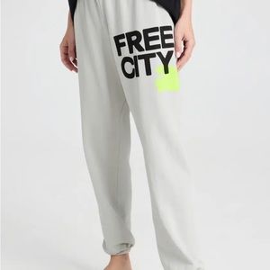 FREE CITY JOGGERS SMALL Like New!